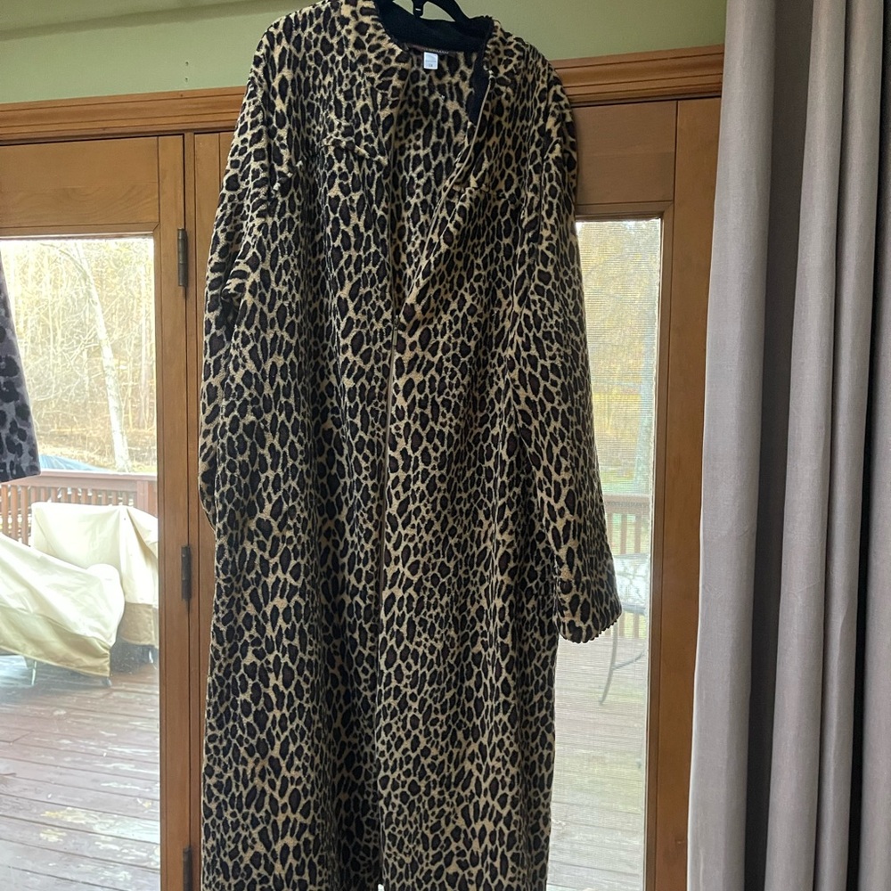 Stan Herman lounge robe Women’s plus size 3x.